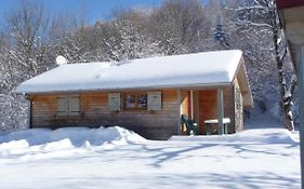 8 Chalets - Les Lodges du Hérisson - à 1500m des cascades